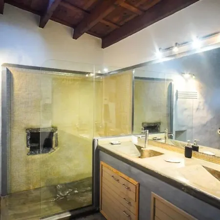 Casa Isabel Ii Vila *