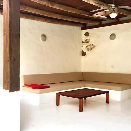 Casa Isabel Ii Los Valles